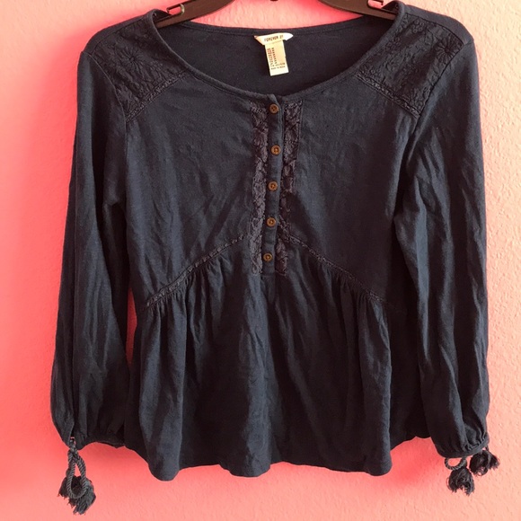 Forever 21 Tops - 3/$20 🦋 Forever 21 Long Sleeve Blouse | Size: M